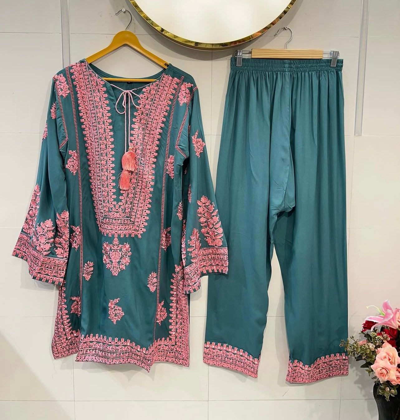 Women Embroiderd Pakistani Dress
