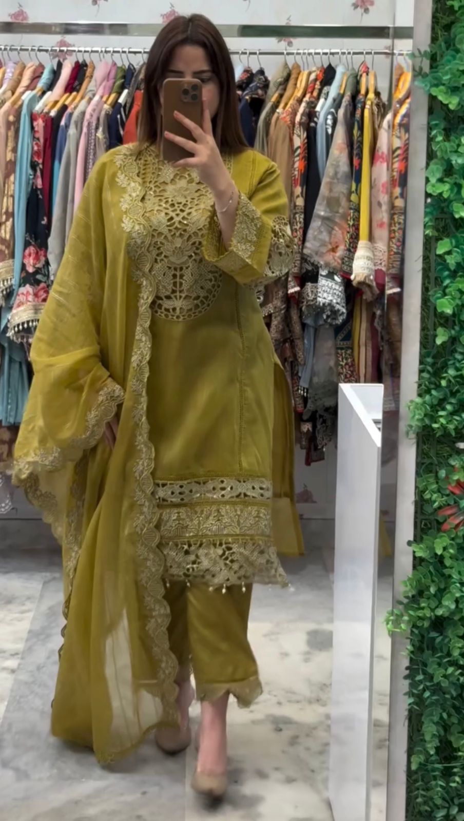 Beautiful Stylish Dress 3 Pcs