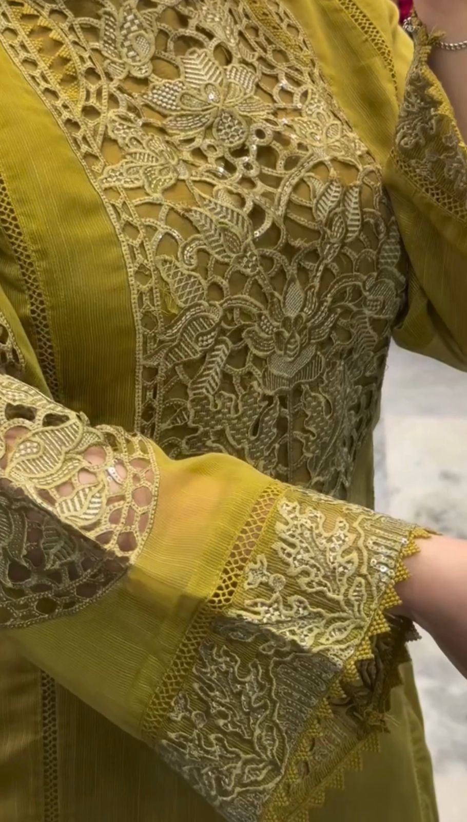 Beautiful Stylish Dress 3 Pcs