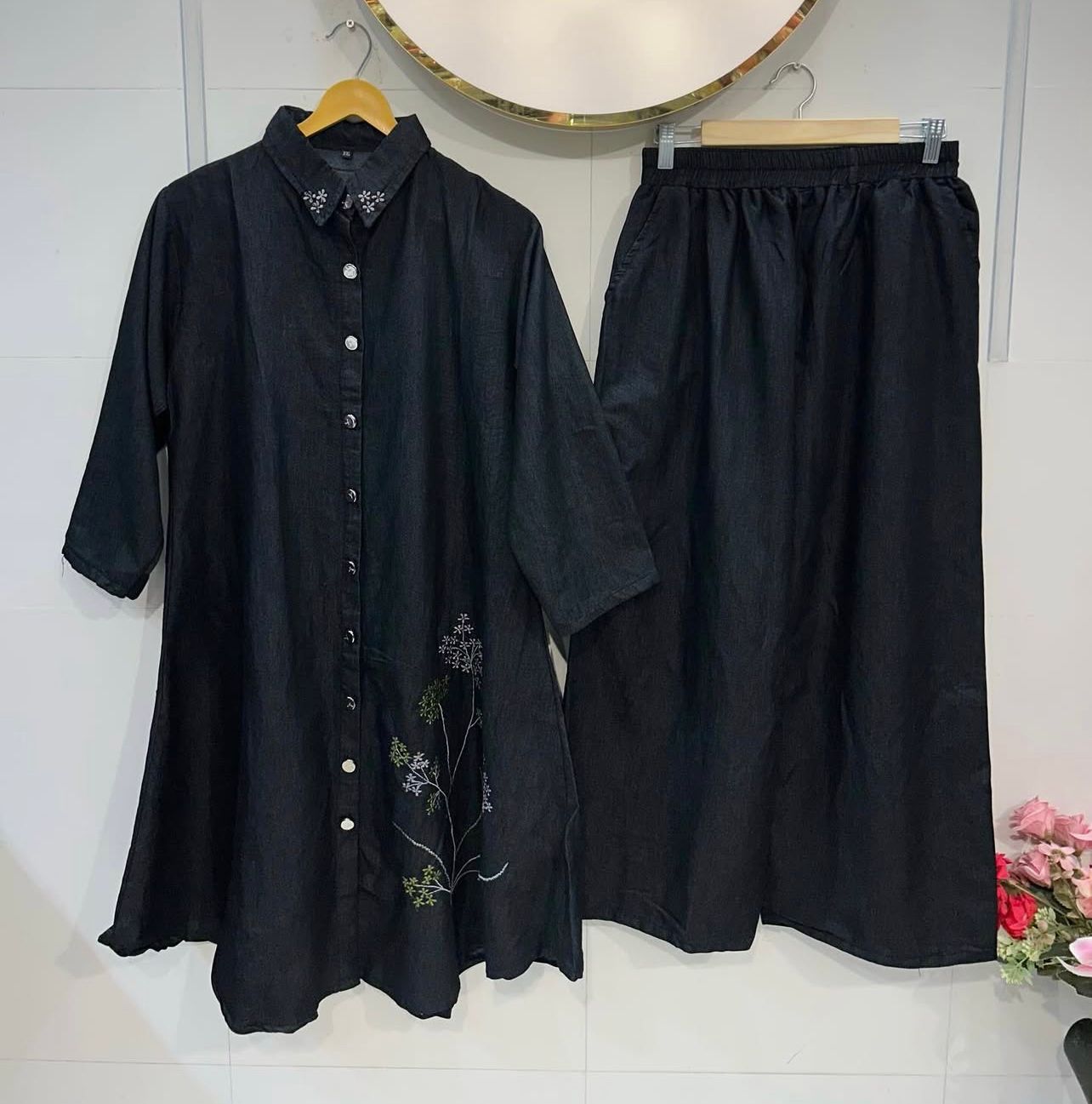 Pack Of 2 Denim Love, Embroidery Elegance