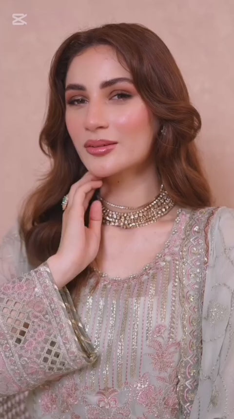 BEAUTIFUL EMBROIDERY WORK 3PC SUIT